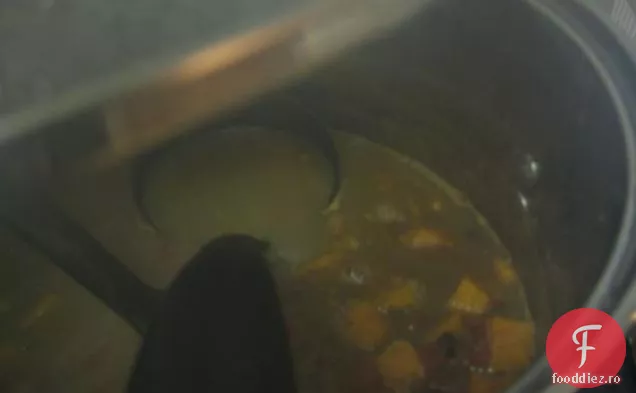 Tort De Ciocolată Cu Aluat Cu Glazură De Mocha