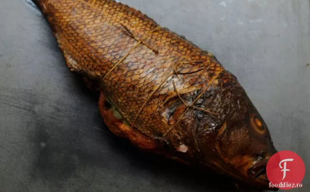 Scândură de cedru la grătar Loup De Mer (biban de mare)