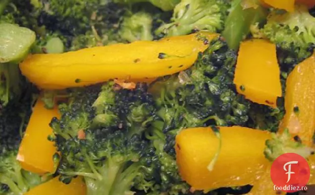 Ardei galben Gingered ' n ' Broccoli