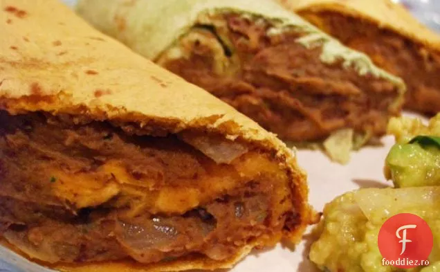 Burrito de cartofi dulci și fasole neagră