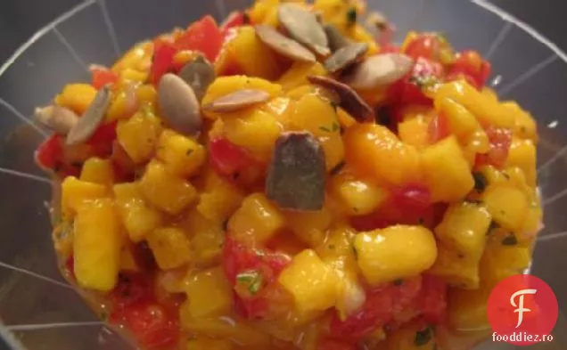 Salsa de Mango și ardei dulce cu Pepitas prăjite