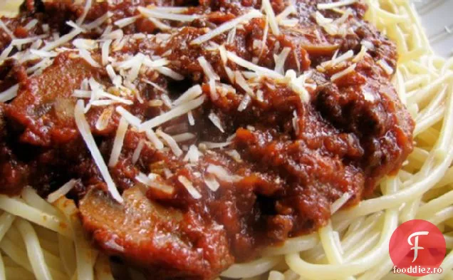 Sosul de spaghete cărnos al Lindei