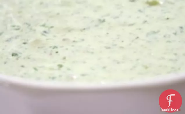 Sos Cremos De Salată De Coriandru