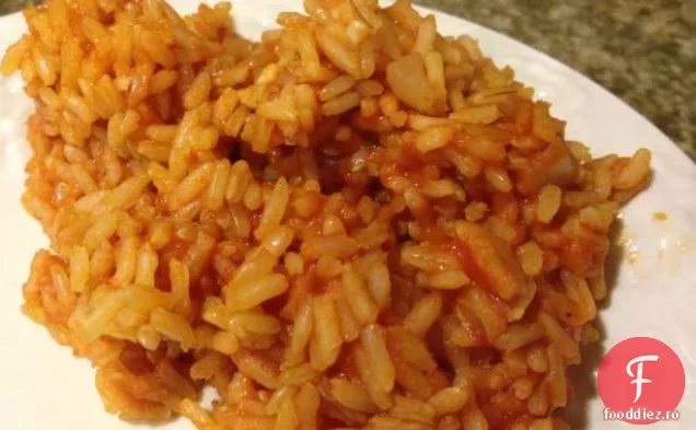 Macaroane coapte și brânză cu roșii tocate