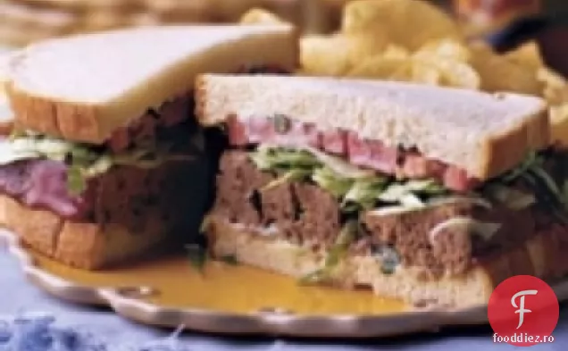 Sandviș Cu Pâine De Carne