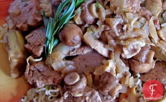 Carne de porc cu anghinare și ciuperci