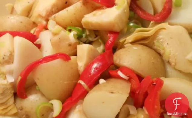 Salată De Anghinare, Ardei Roșu Și Cartofi