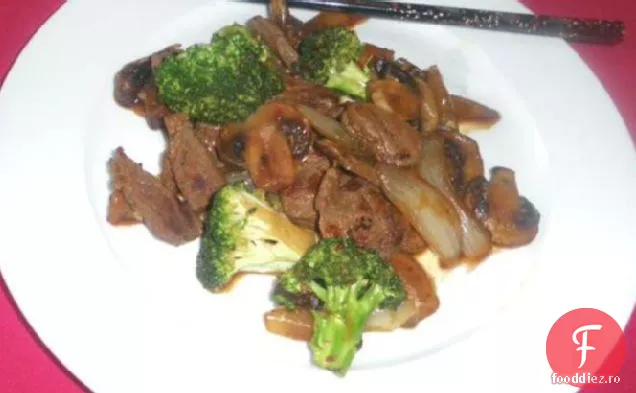 Nat ' s easy Peppery Beef Broccoli se amestecă