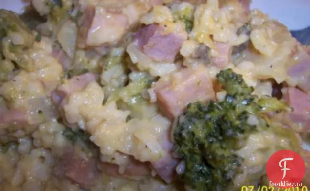 Orez Cu Broccoli Și Brânză (Crock Pot)