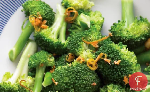 Broccoli aburit cu ulei de usturoi