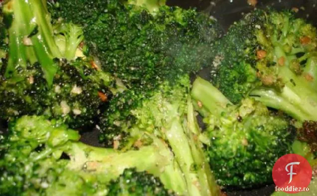 Broccoli cu firimituri de lămâie-usturoi
