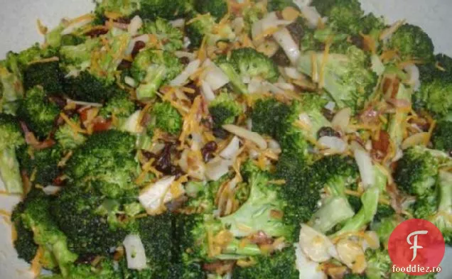 Salată Proaspătă De Broccoli