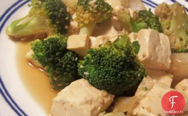Sa Cha Tofu cu Broccoli și conopidă