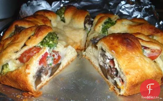 Brânză Ușor Coaptă Și Răsucire Vegetală