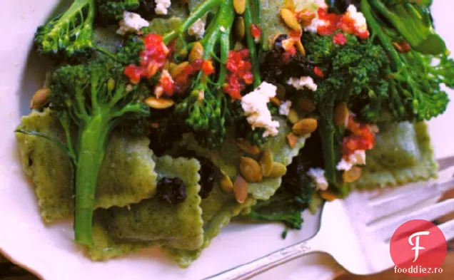 Citește și: Harissa Ravioli