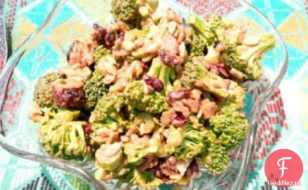 Salată Delicioasă De Broccoli