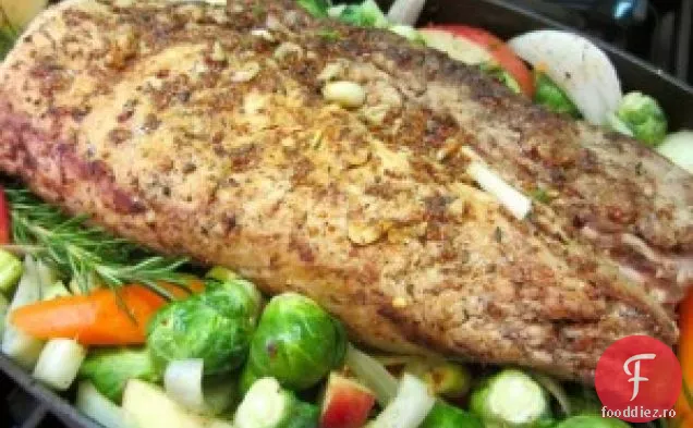 Cotlet De Porc Din Plante Prăjite Cu Varză De Bruxelles, Fenicul, Mere Și