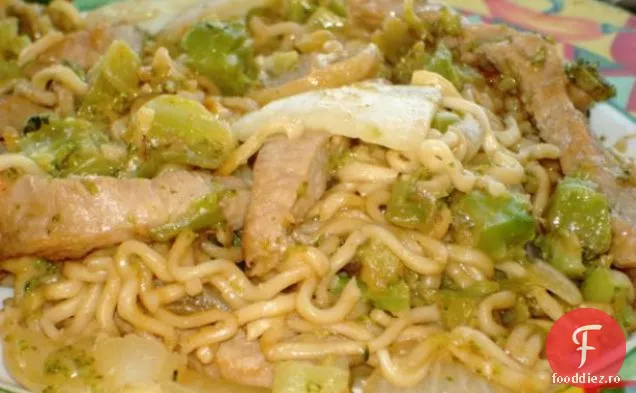 Ziti cu parfum de salvie, cu Broccoli, nuci de pin și coajă de portocală