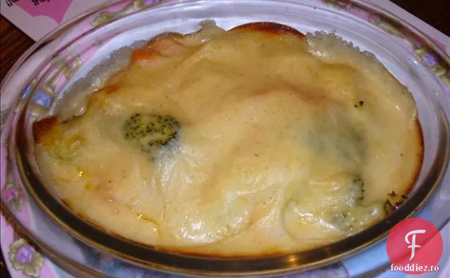 Coji la cuptor și Broccoli cu șuncă și conopidă brânză-cremoasă