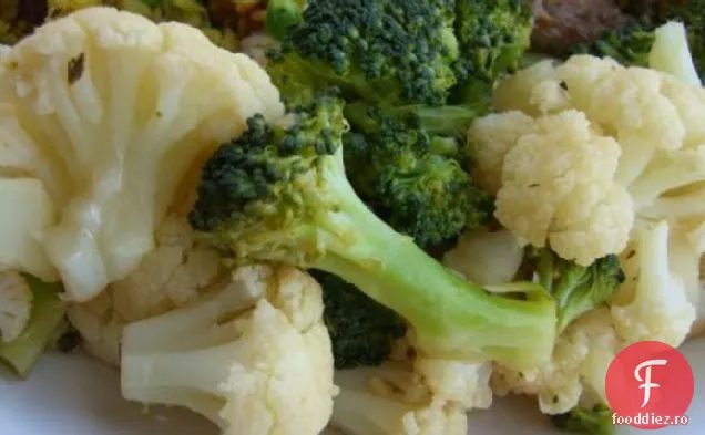 Broccoli sau conopidă cu sos de soia-lămâie
