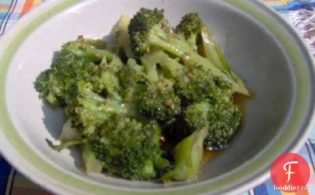 Salată De Broccoli De Susan