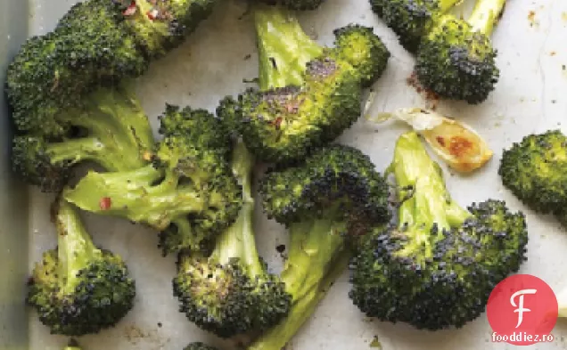 Broccoli prăjit cu usturoi și Chile