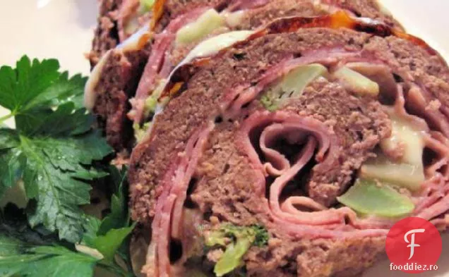 Pâine de carne spirală cu șuncă, Broccoli și Cheddar