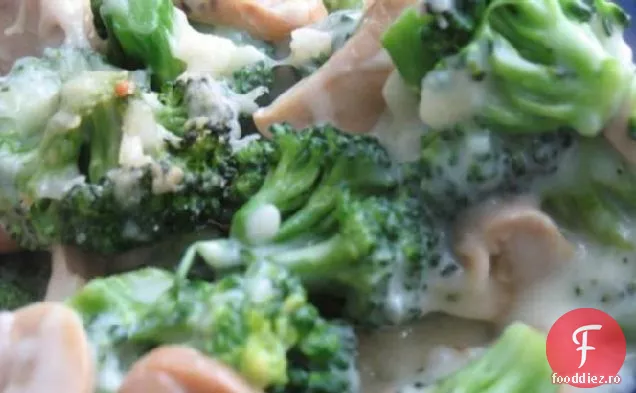 Caserola cu Broccoli și parmezan