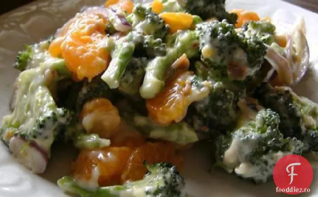 Salată De Mandarine Cu Broccoli
