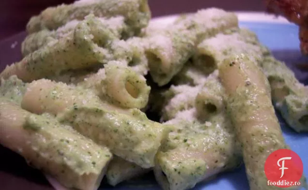 Salată De Broccoli