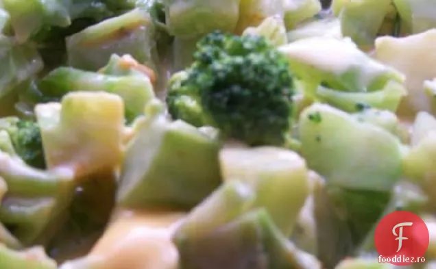 Broccoli cremos și brânză
