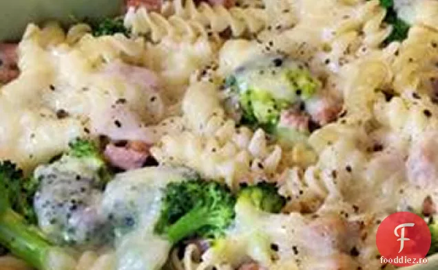 Șuncă și Broccoli se coace