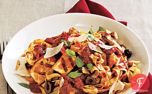 Puttanesca de pui cu Fettuccine