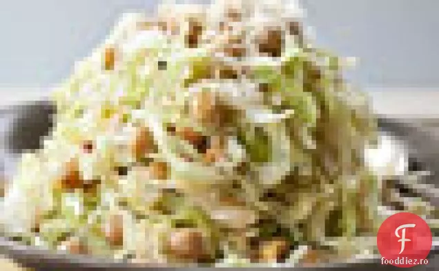 Varză Picantă Saut Cu Năut Și Parmezan