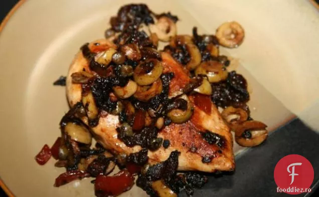 Pui sotat cu capere și unt de lămâie