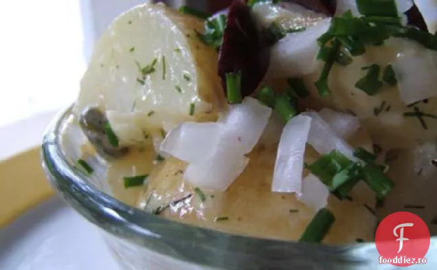 Salată De Cartofi Din Estul Mediteranei
