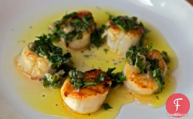 Scoici arse cu Salsa Verde