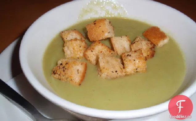 Supă De Sparanghel Cremoasă Vegană Fără Cremă