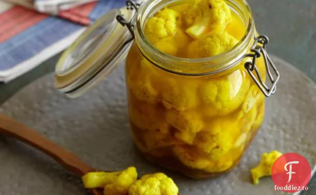 Grăbește Conopida Curry