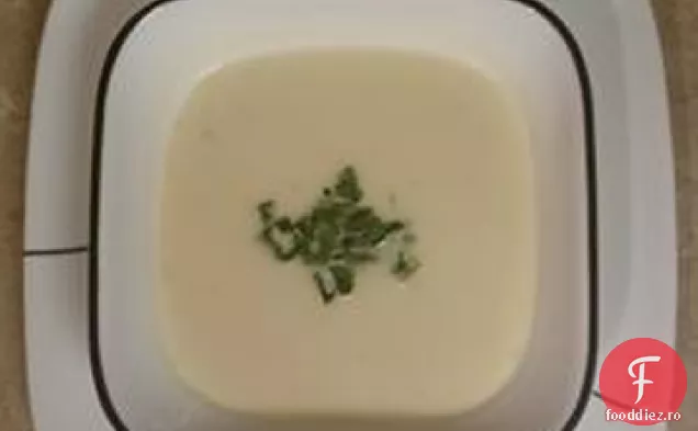 Supă De Praz De Conopidă Cu Conținut Scăzut De Carbohidrați