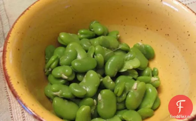 Favas a Portugueasa (fasole cu slănină și ierburi)