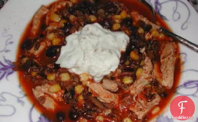 Supă Mexicană De Pui Cu Cremă De Cilantro-Chile