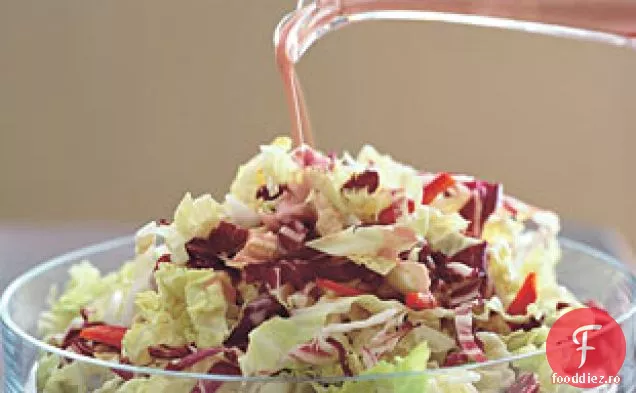Varză Savoy Și Salată Radicchio Cu Sos De Portocale De Sânge