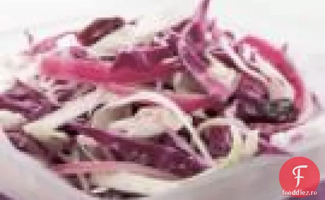 Salată De Varză Purpurie Cu Stafide