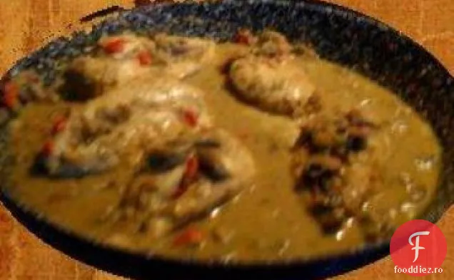 Pui Cu Sos De Curry De Ciuperci