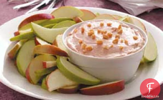 Dip De Mere Cu Caramel De Nuci