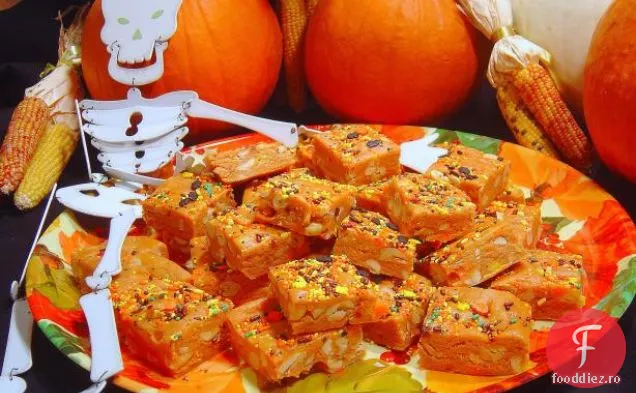 Reese unt de arahide și ciocolată cu lapte Blondies
