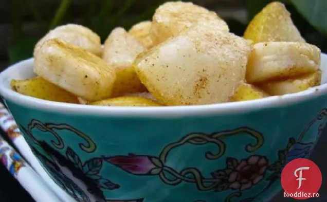 O Porție De Salată De Fructe Asiatice