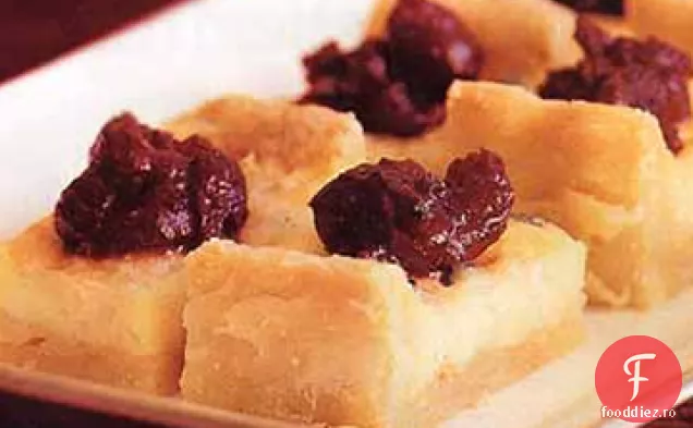Tarta Stilton cu chutney de afine