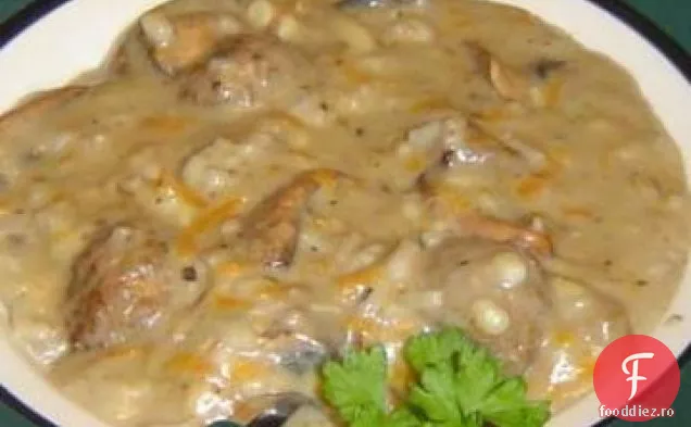 Supă De Ciuperci Cu Chiftele